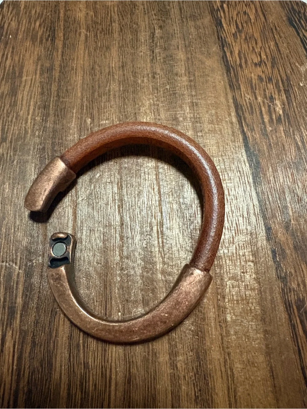 Leather Leopard-Print Bracelet with Copper magnetic Clasp